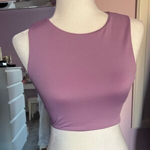💜Purple cropped tank top💜